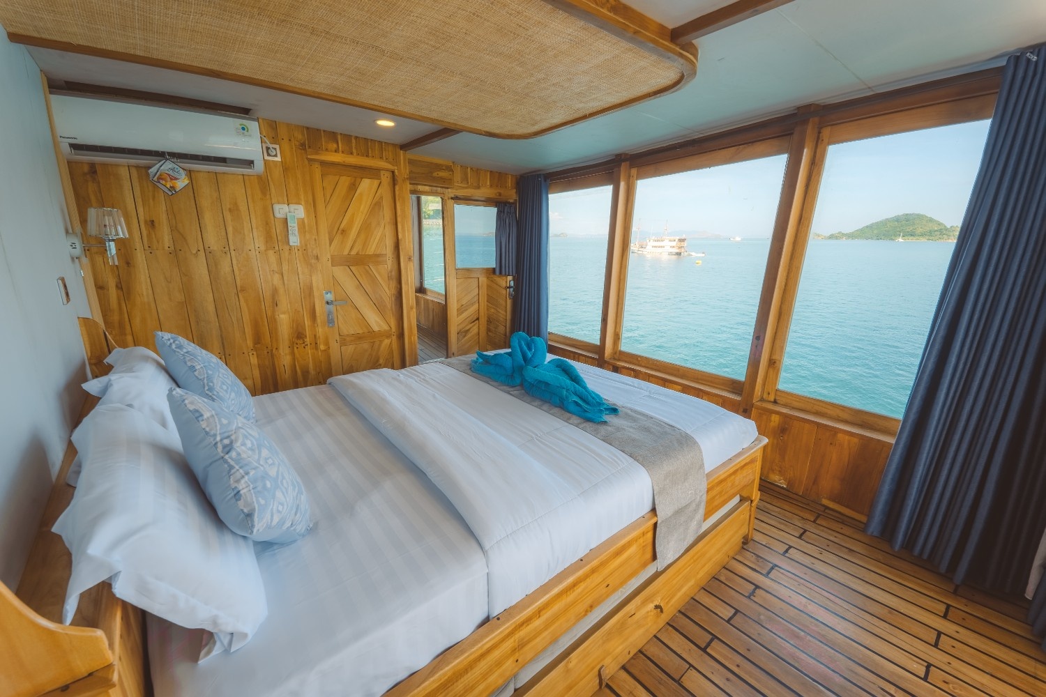 Royal Master Cabin 1