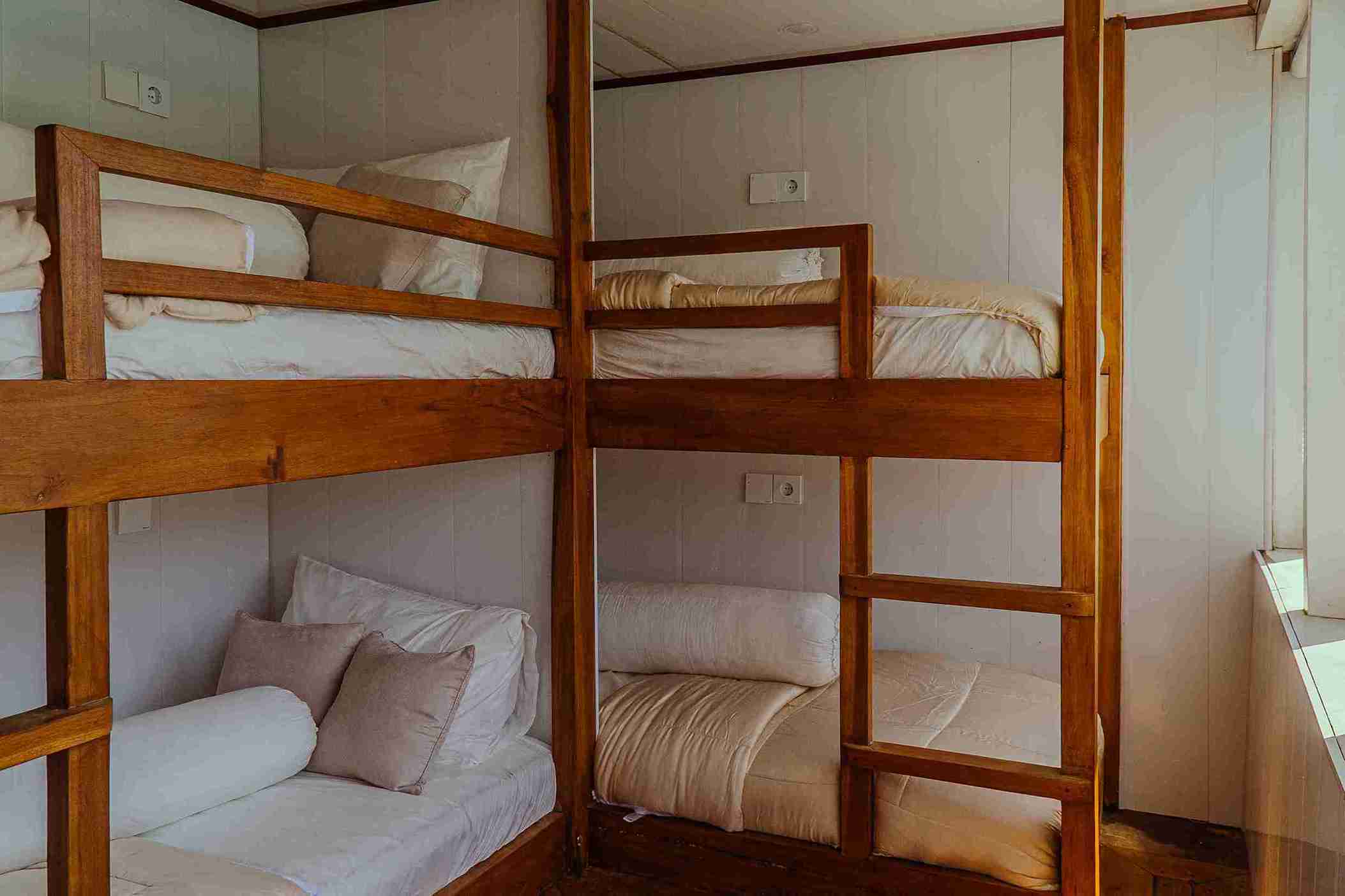SHARED CABIN