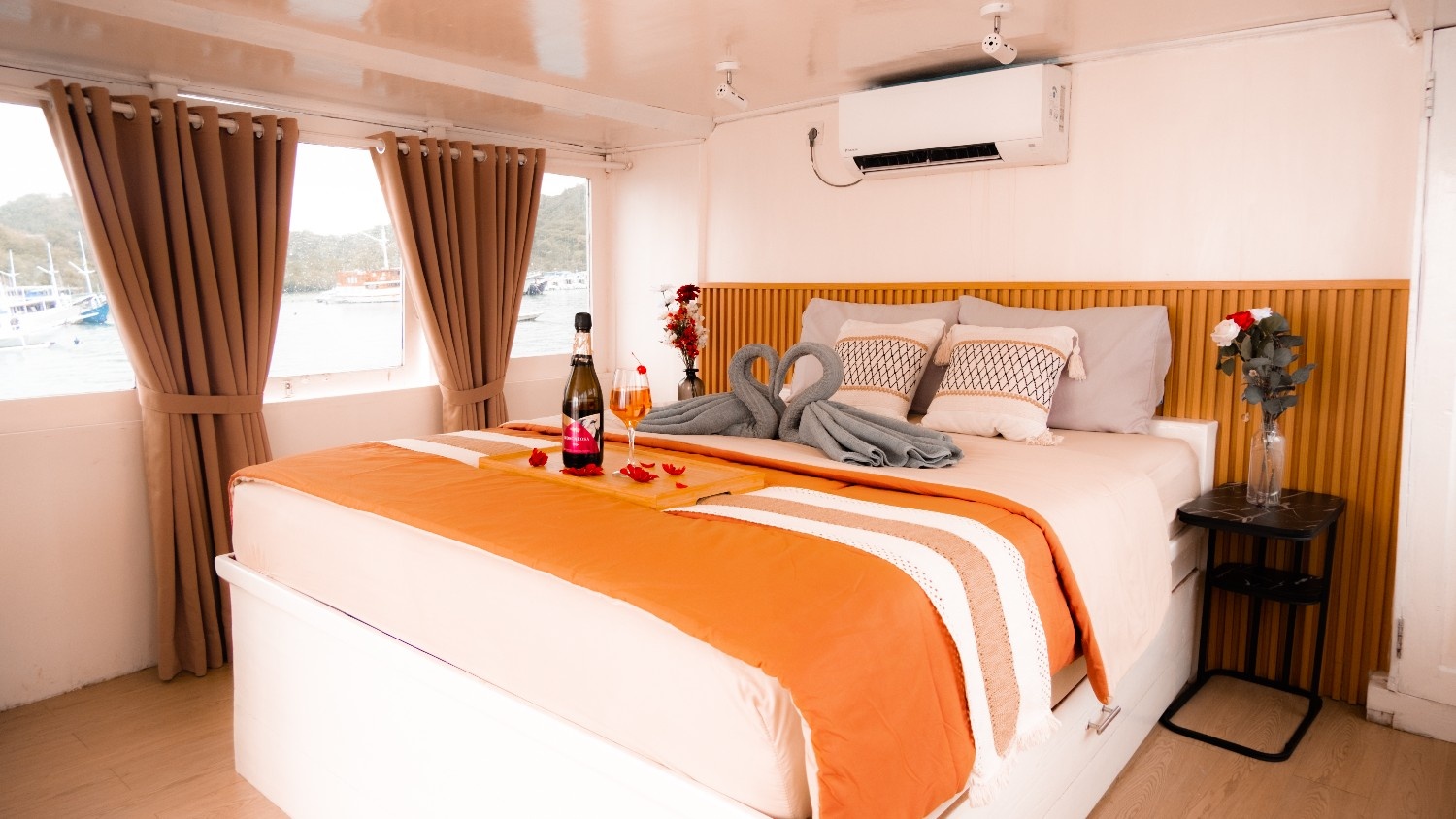 POSEIDON (Master Suite)