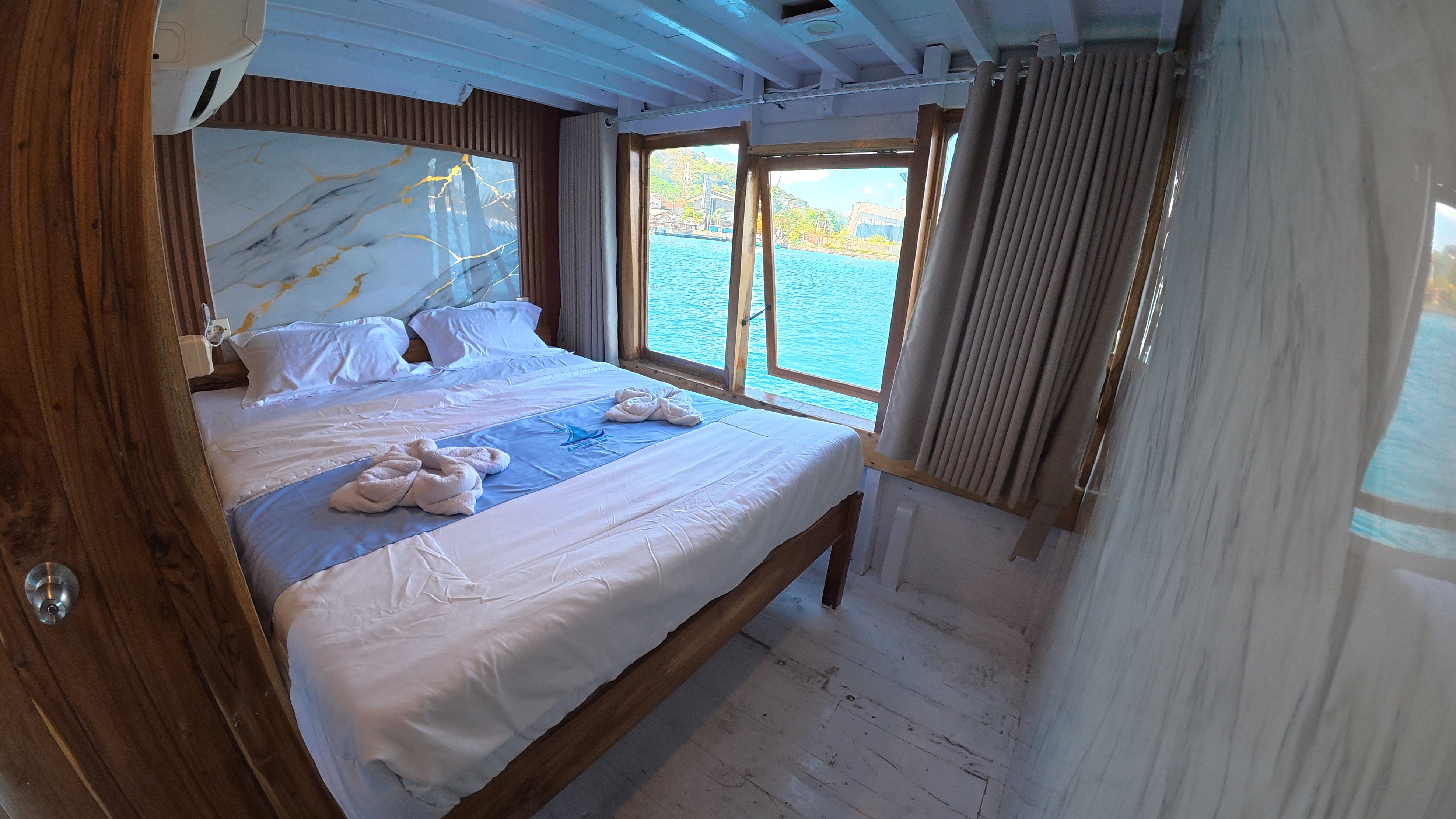 SUPERIOR OCEAN VIEW 1