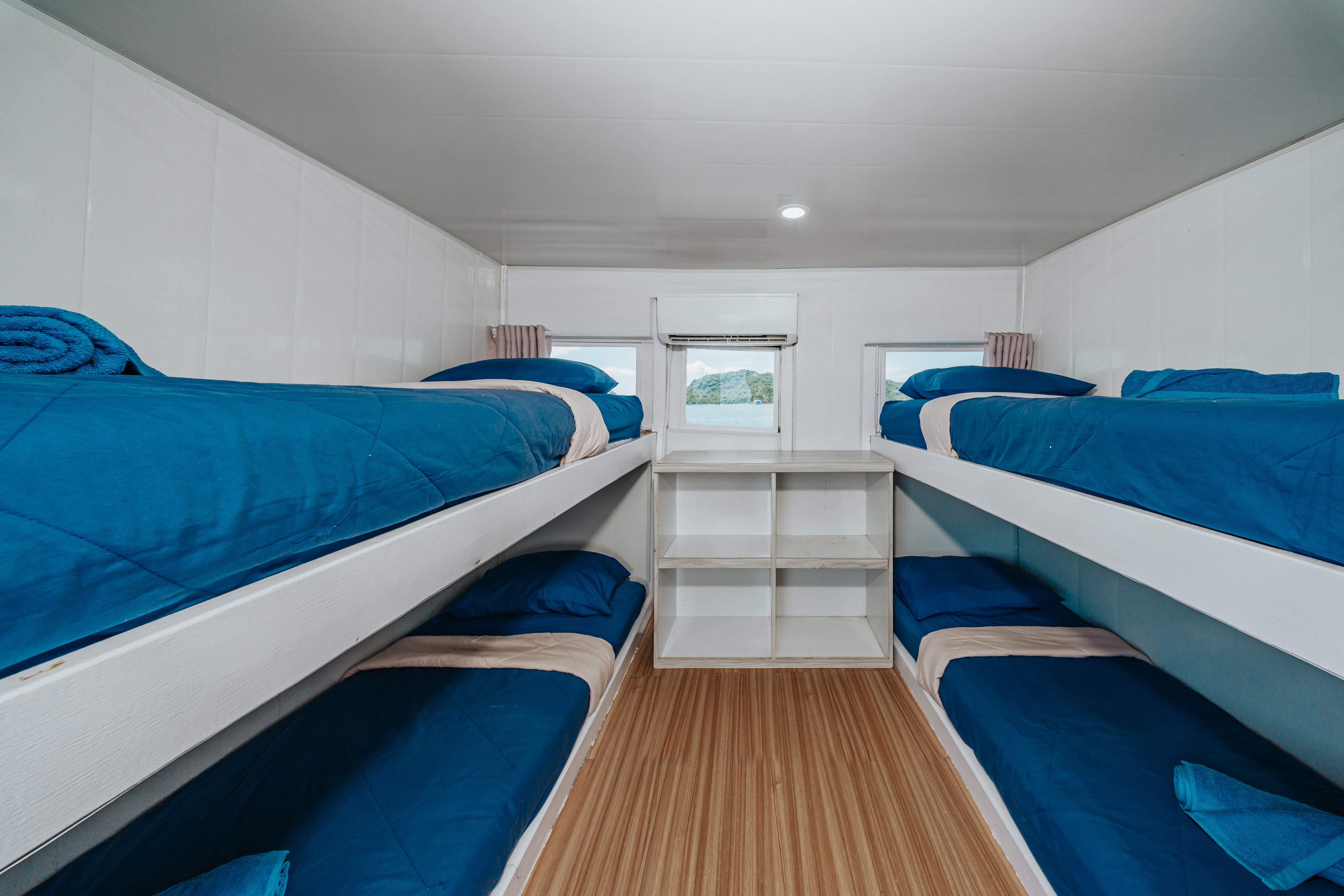 SHARED CABIN 2